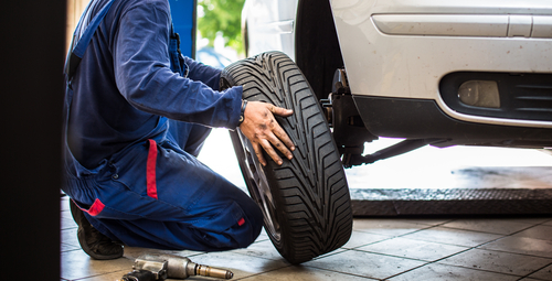  How to Choose the Right Tyres for Your Vehicle